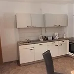 Fuer Bis Zu 6 Personen Mit Balkon * Halberstadt