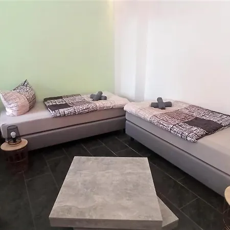 Fuer Bis Zu 7 Personen Mit Balkon Apartment