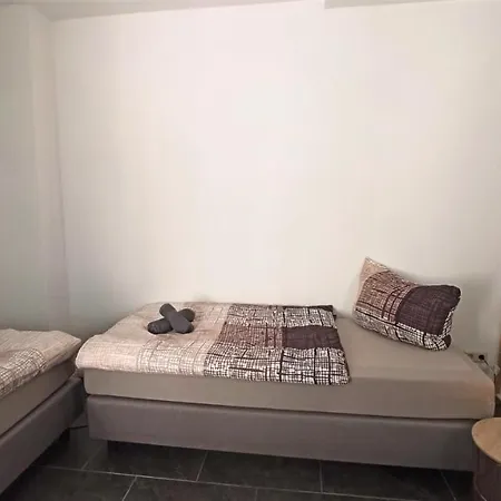 Apartment Für Bis Zu 6 Personen Mit Balkon