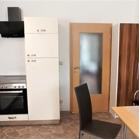 Apartment Fuer Bis Zu 7 Personen Mit Balkon *