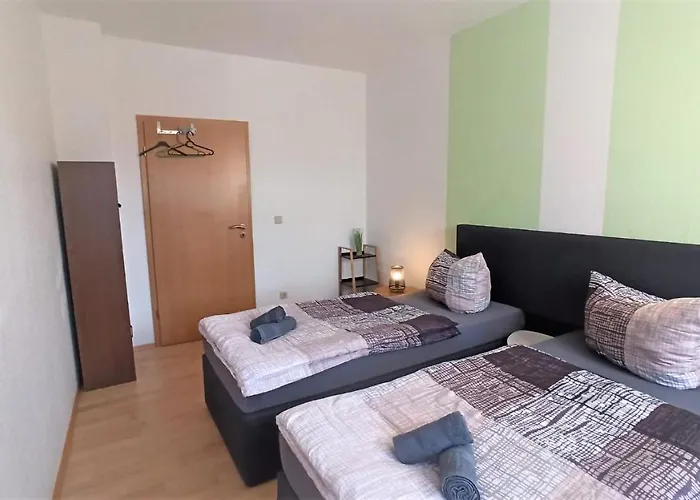 Für Bis Zu 6 Personen Mit Balkon Halberstadt