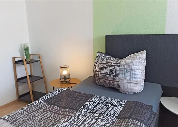 Apartment Für Bis Zu 6 Personen Mit Balkon Halberstadt