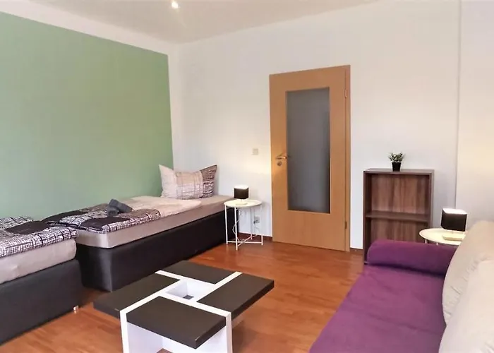 Für Bis Zu 6 Personen Mit Balkon *